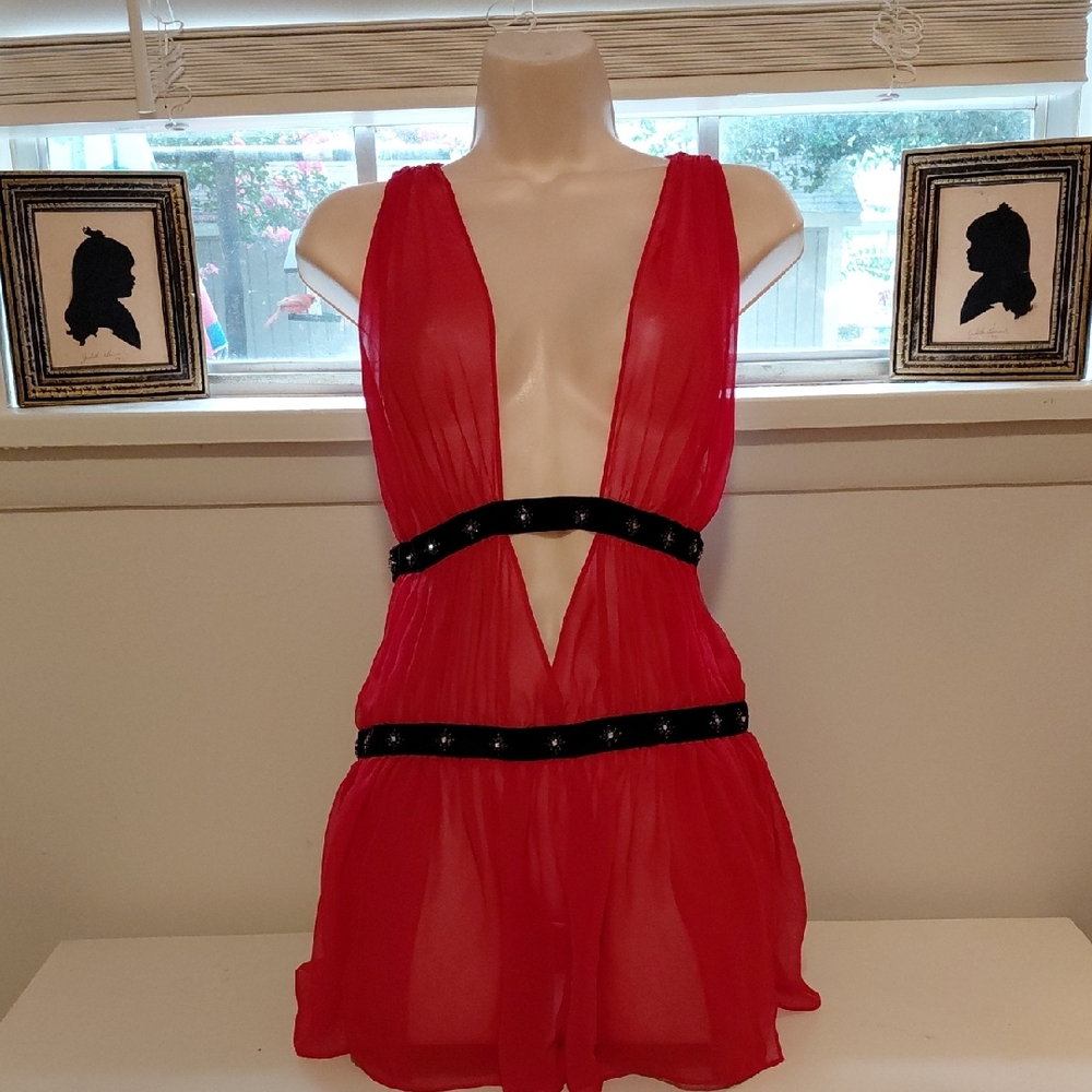 Victorias Secret Very Sexy Red And Black Nightie